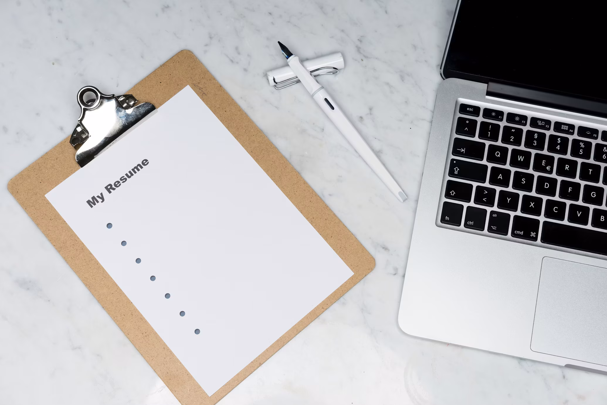 The 10 Best Free Resume Builders in 2026